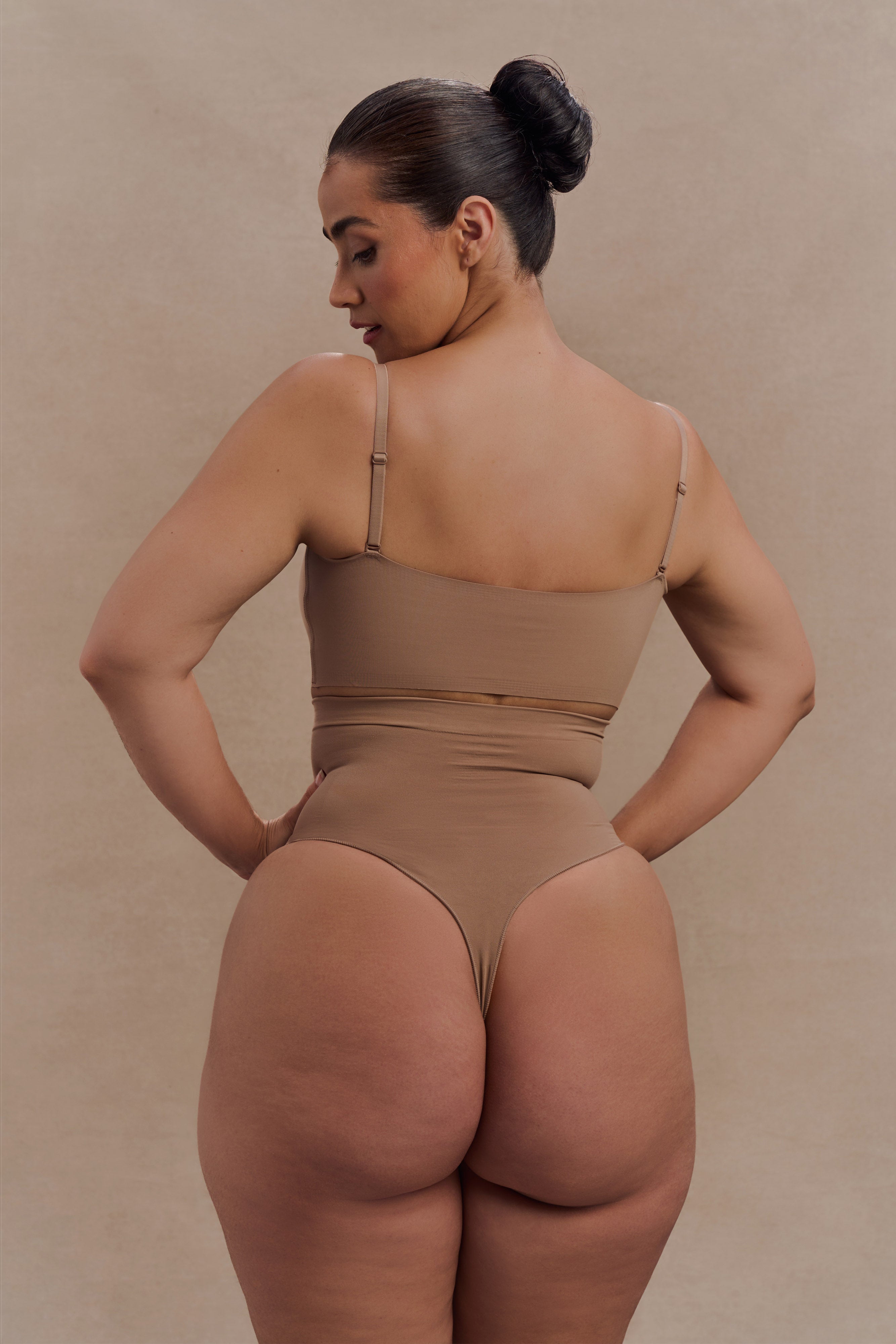 Joanna Strapless Shapewear Bra - Latte