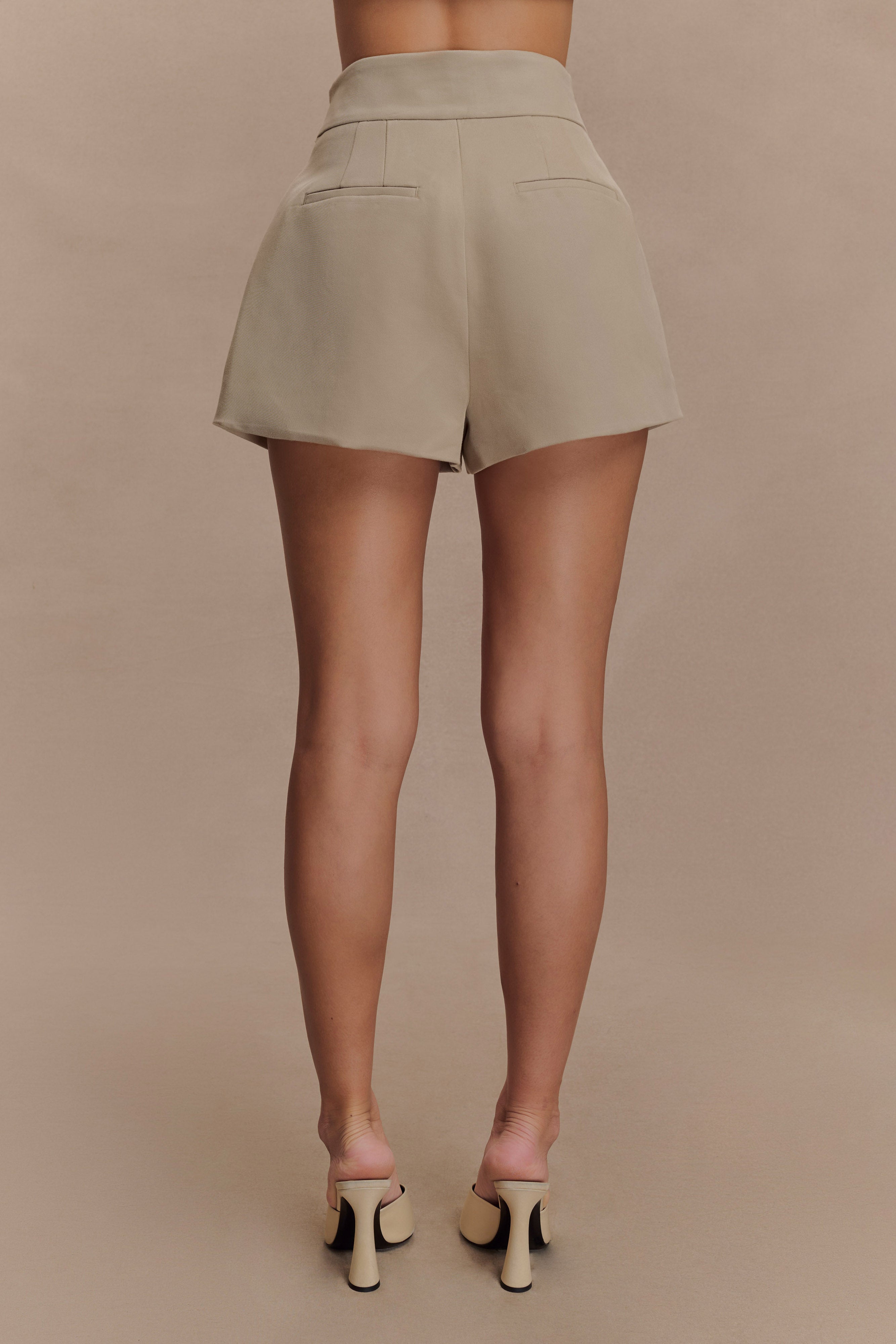 Alden High Waisted Short - Pebble