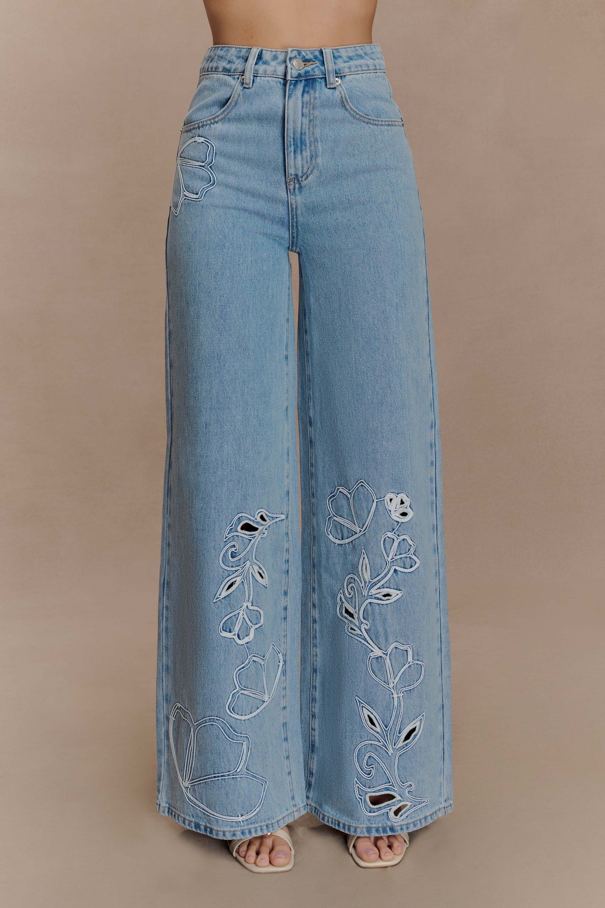 Carmella Embroided Jeans - Mid Blue